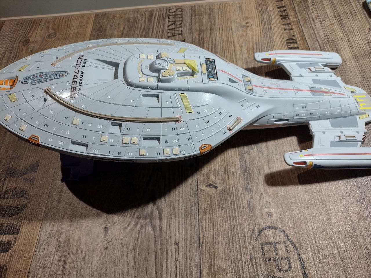 USS Voyager Revell Stefans Modellbau